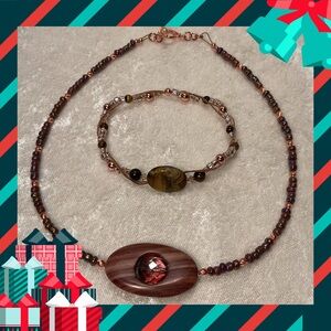 Elegant Brown and Gold Beaded Necklace and Bracelet Set
